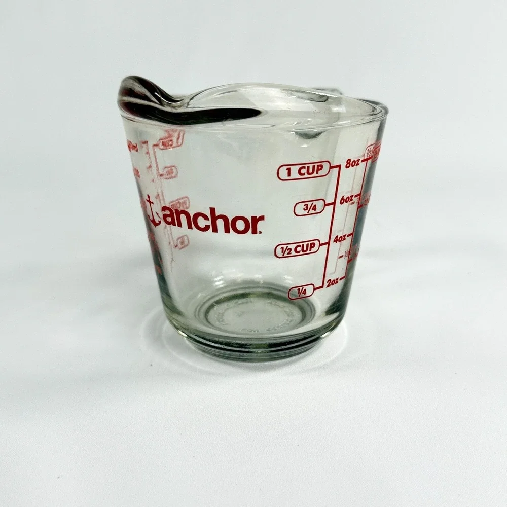 ANCHOR HOCKING Glass Measuring Cup 1 Cup 8 oz Red Lettering Clear With Handle